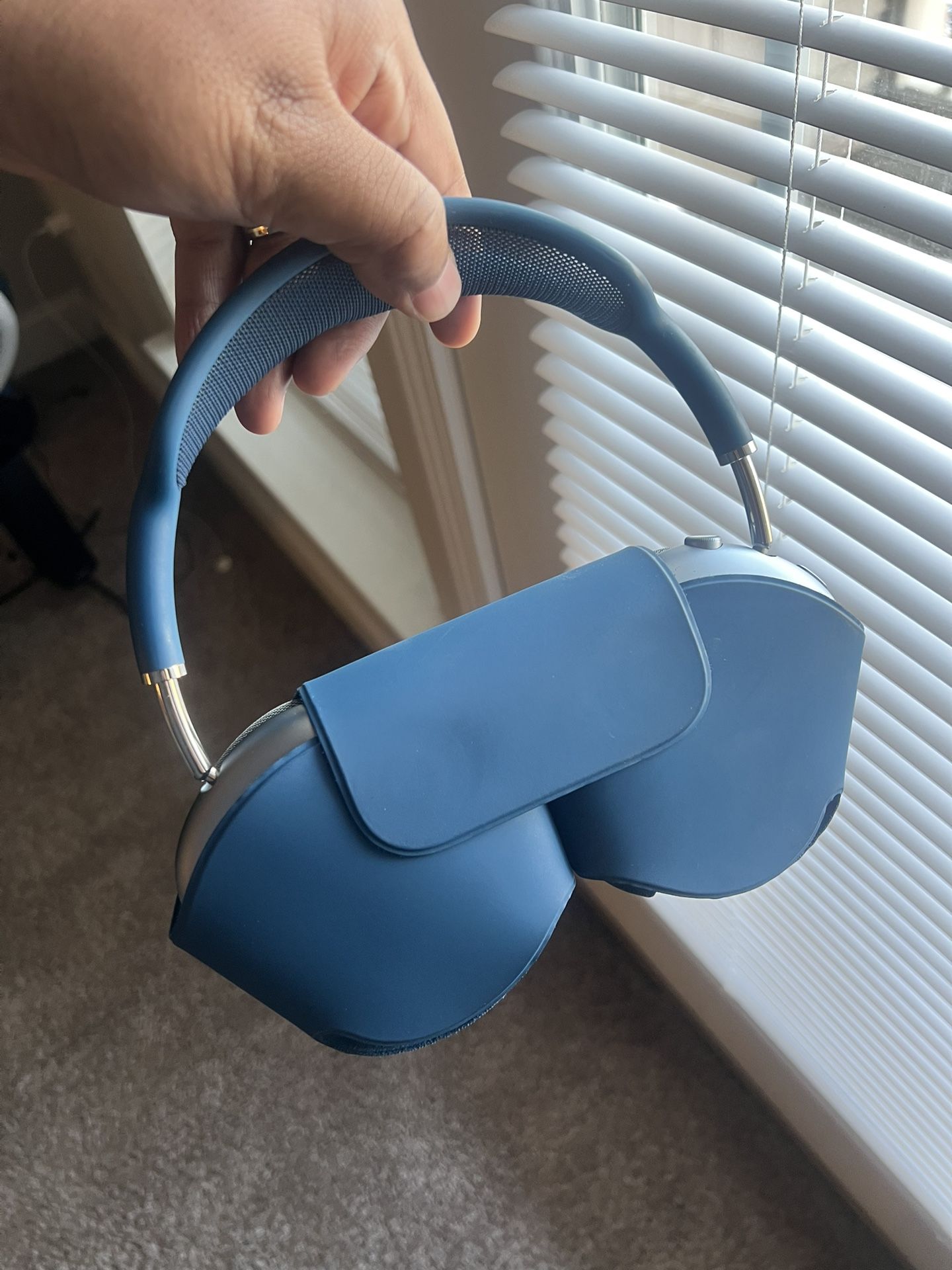 AIR POD MAX