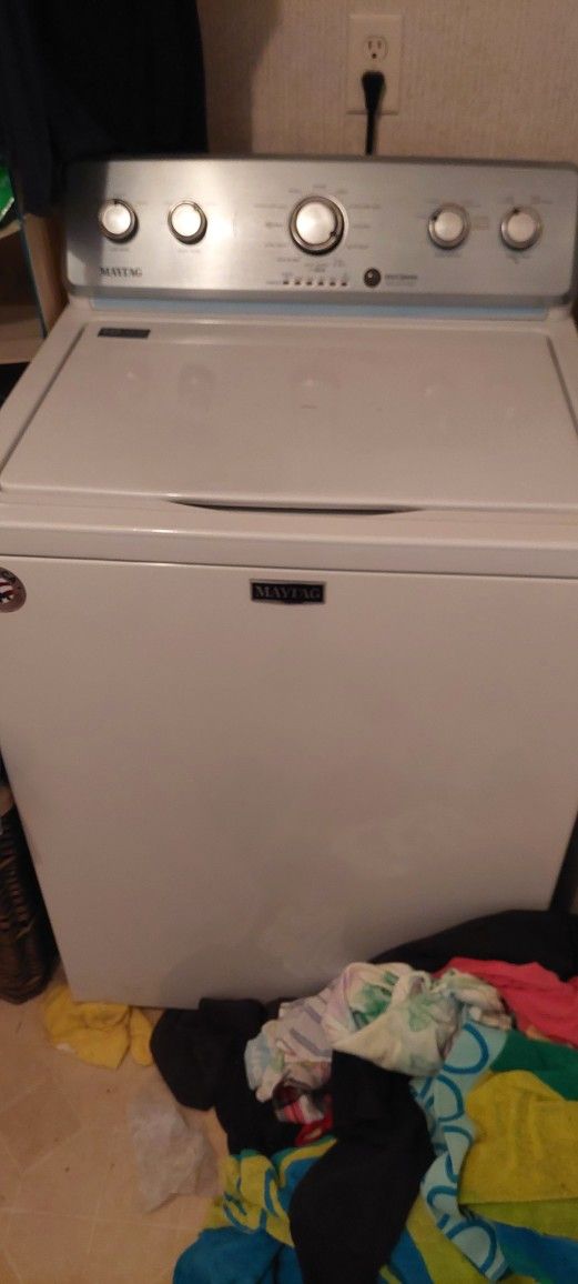 May tag Washer And Kenmore Dryer
