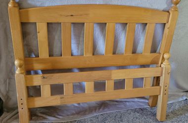 Twin size head & foot board