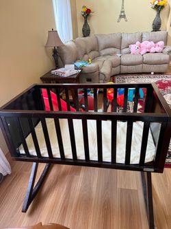 Baby crib