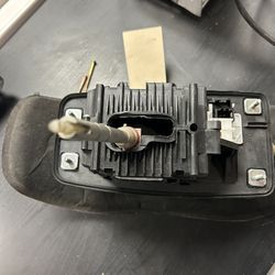 2009 AUDI A4 AUTO TRANS SHIFTER ASSEMBLY 