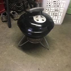 Bieber  Grill 10 or Inch In Good A condition 