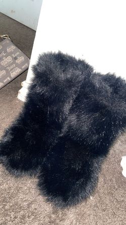 Size 6 never worn fur boots