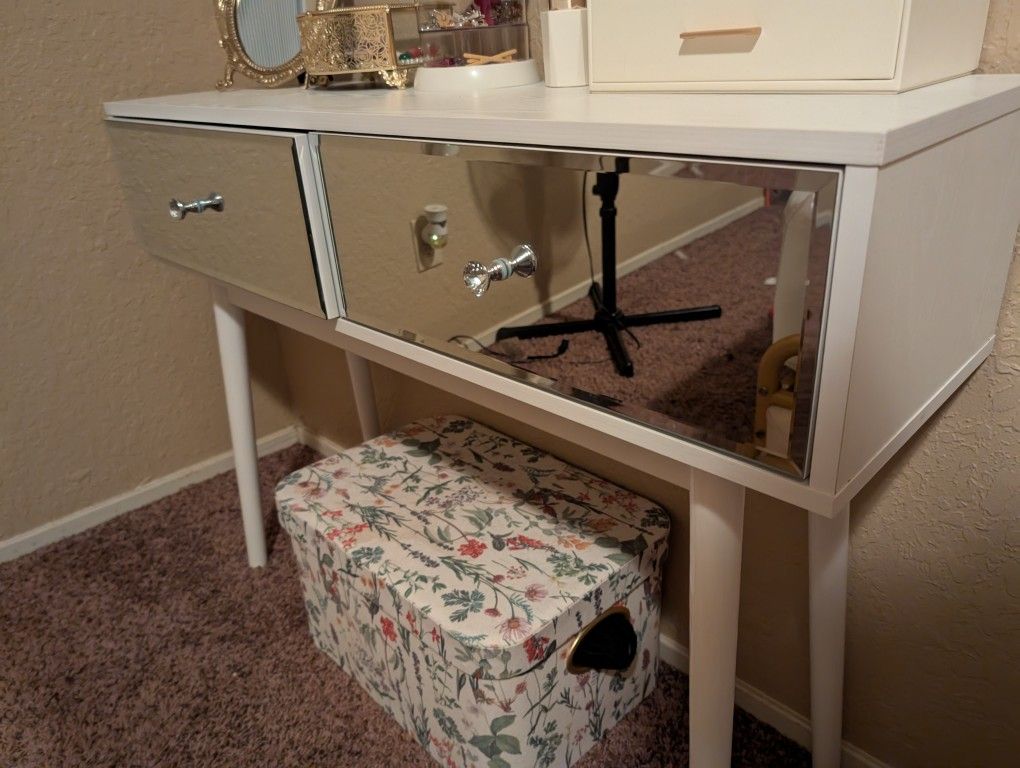 White Desk With Crystal Handles