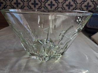 Princess House Crystal Salad Bowl