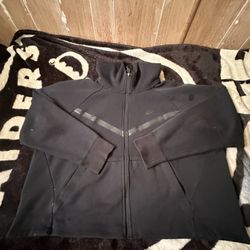 Black Nike Tech Fleece 