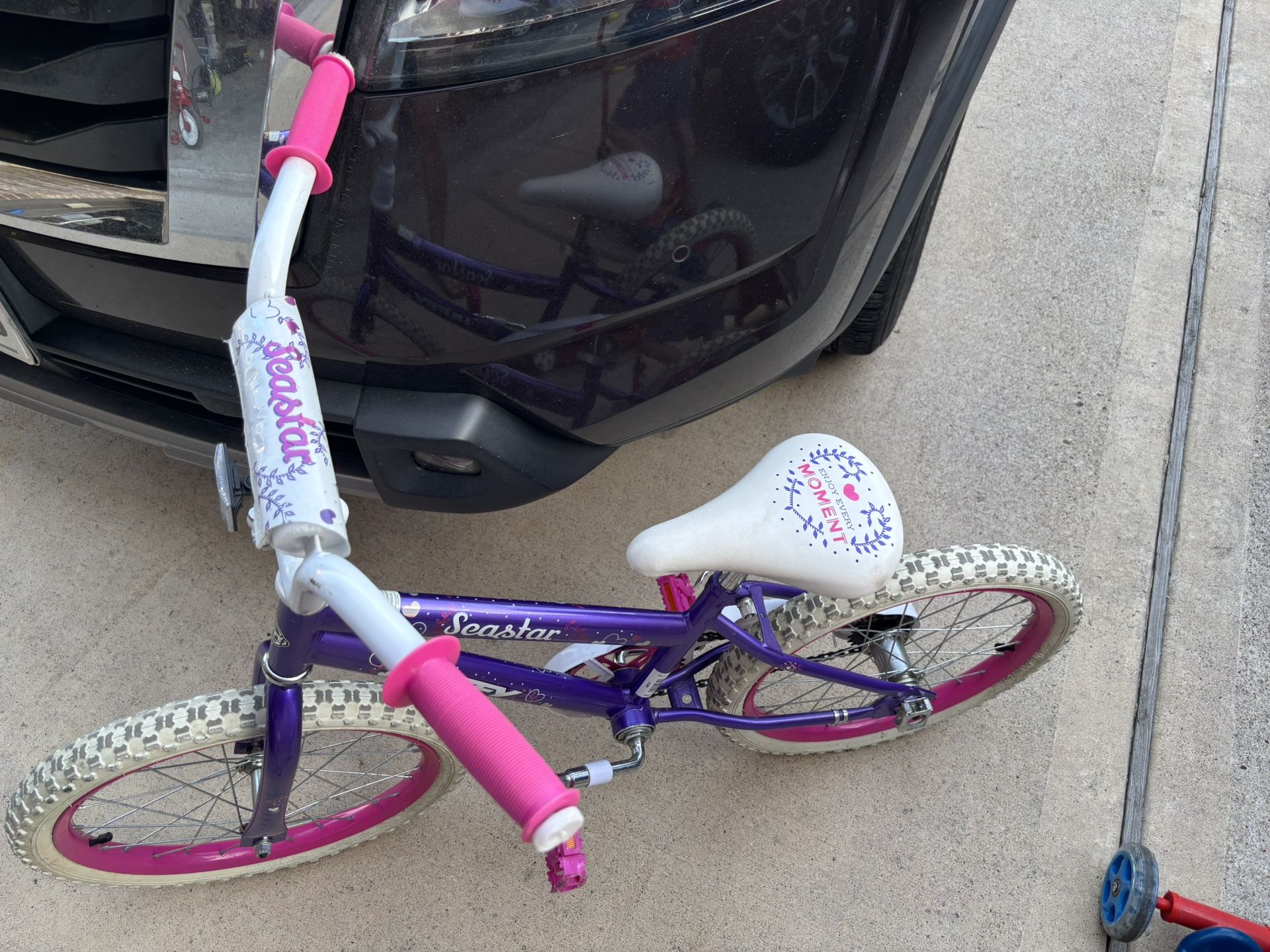 Girls bike