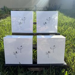 Apple AirPod Pros Generation 2s 🎧 