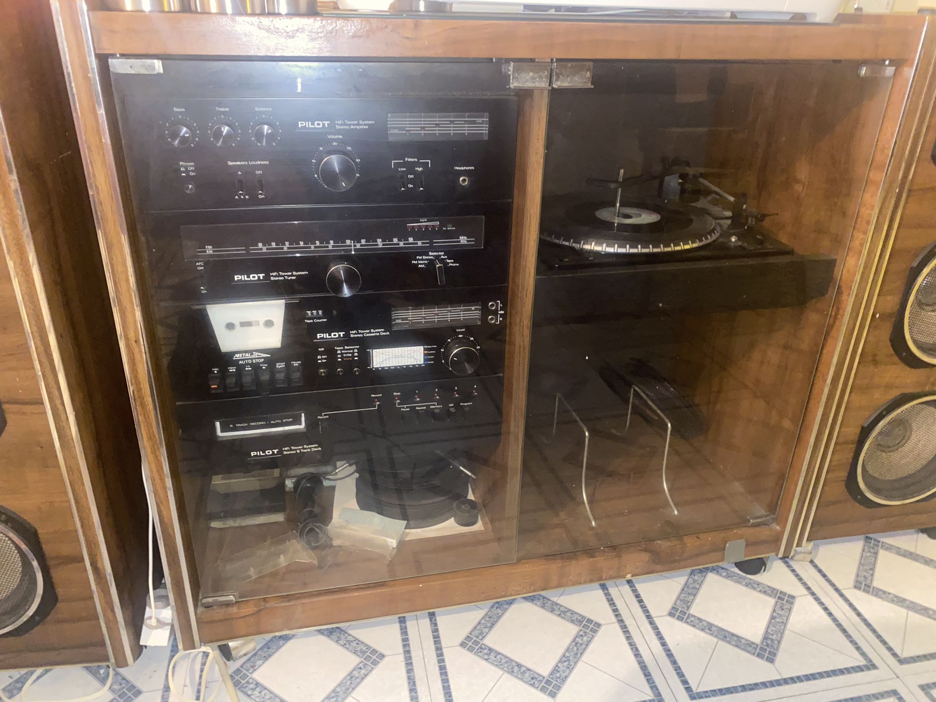 Pilot Radio (antique)