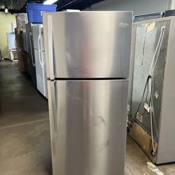 WHIRLPOOL STAINLESS STEEL TOP FREEZER REFRIGERATOR 