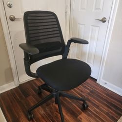 Steelcase Series 1 Ergonomic Office Chair Obo