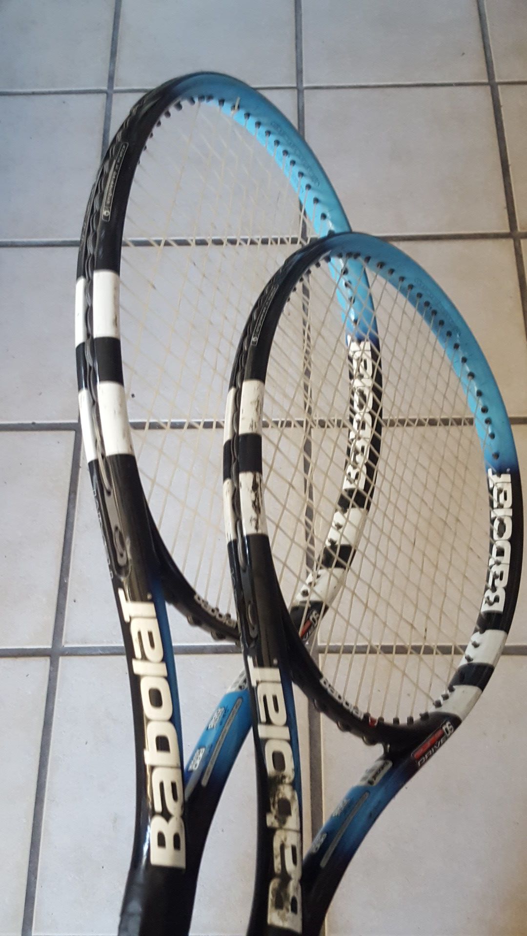 2 Babolat tennis rackets