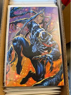 Ultimate Spiderman 24 venom Tyler Kirkham virgin variant