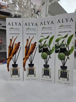 Alya Nature's Scents Reed Diffuser Set of 4