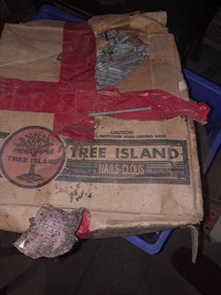 Tree Islands Nails-clous