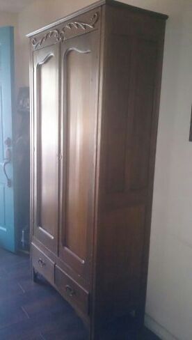 Antique Armoire/ Linen Press / Knockdown Wardrobe / Cupboard