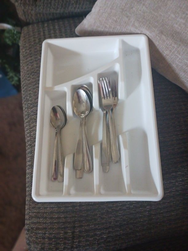 Forks Small Spoons Big Spoons