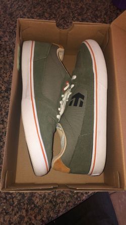 10.5 Etnies Worn Once