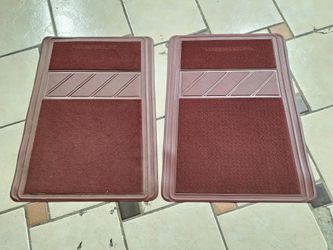 New 2 car/truck front mats $20 firm
2 tapetes nuevos para carro/camioneta $20 firme
