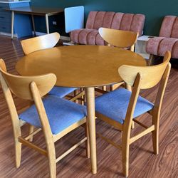 Solid Wood Circle Table Mid century Modern Chairs Available