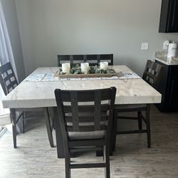 Dinning Room Table with 3 chairs and 1 bench