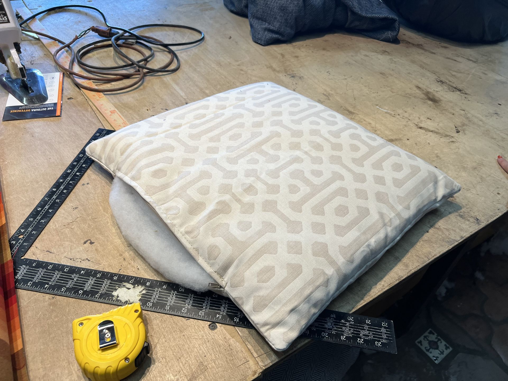 Outdoor Throw Pillows 