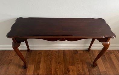 Table Console  L48”. D16”. H28”