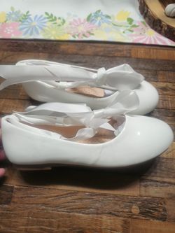 Brand New Girl Flats Size 13