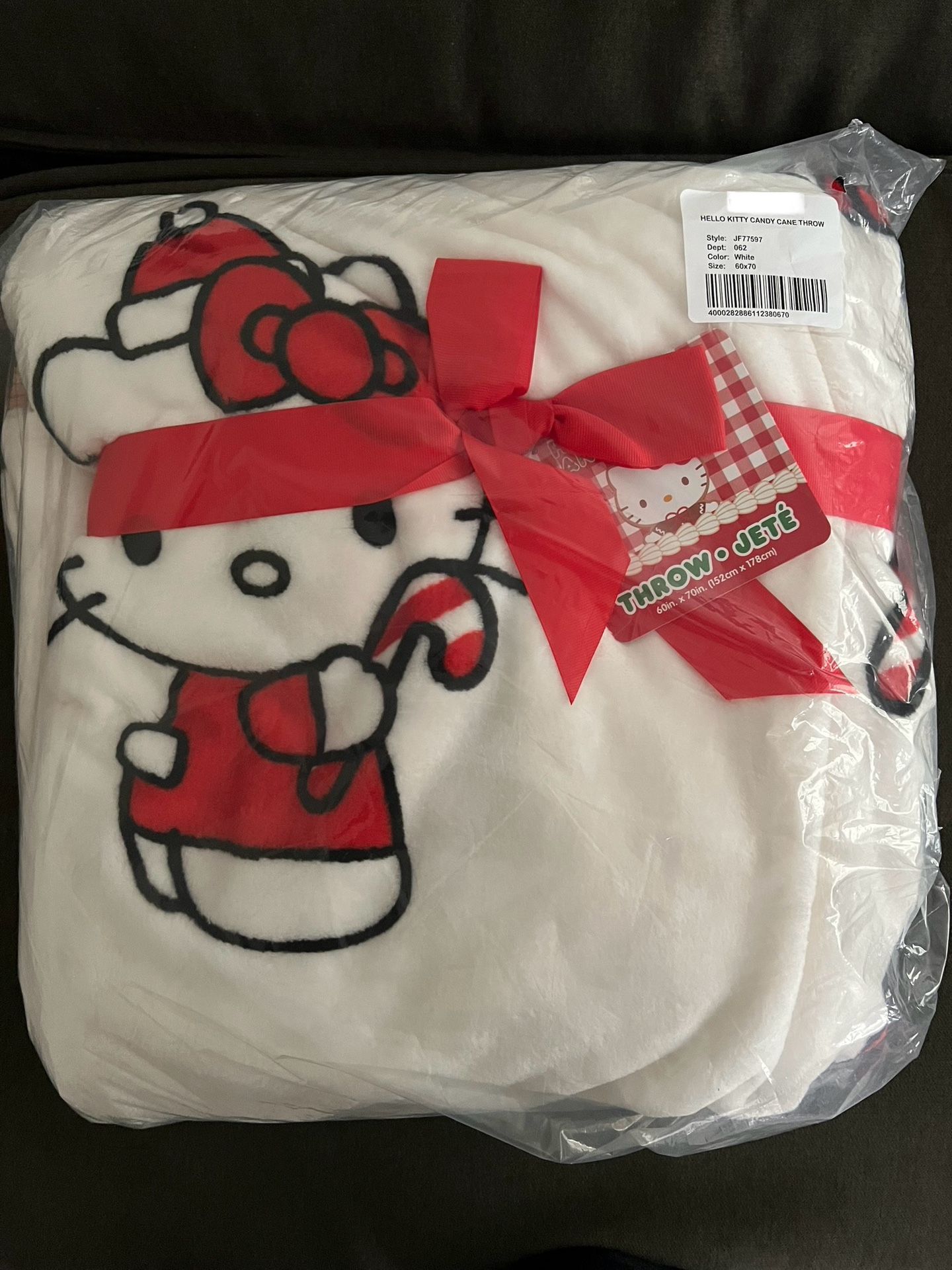 Hello Kitty Christmas Blanket