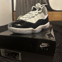 Jordan 11 Concord