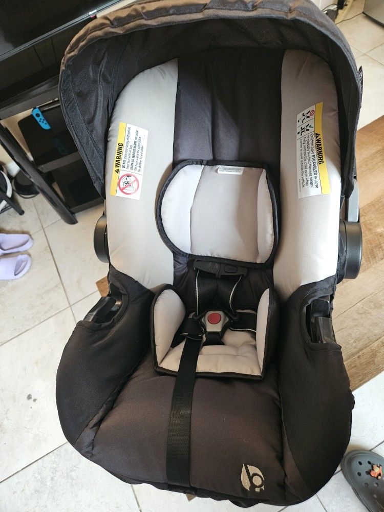 Infant Car Seat With Base 100 Or Obo