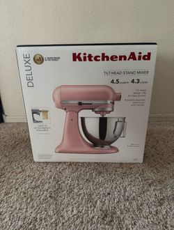 KitchenAid Deluxe Tilt-Head Mixer