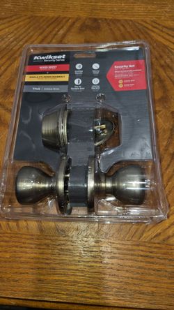 KWIKSET DEADBOLT AND DOOR KNOW ANTIQUE BRASS BRAND NEW