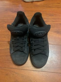 black adidas campus