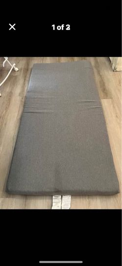 TWIN CASPER 4” MEMORY FOAM TOPPER - GREAT CONDITION