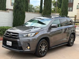 2018 TOYOTA HIGHLANDER