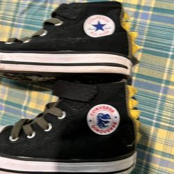 Black /white High top Converse With Yellow Dinosaur Scales