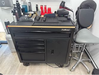 Tool chest