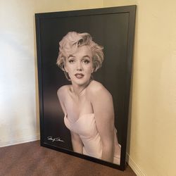 Beautiful Marilyn Monroe Large Art Frame Black & White Iconic Hollywood Deco