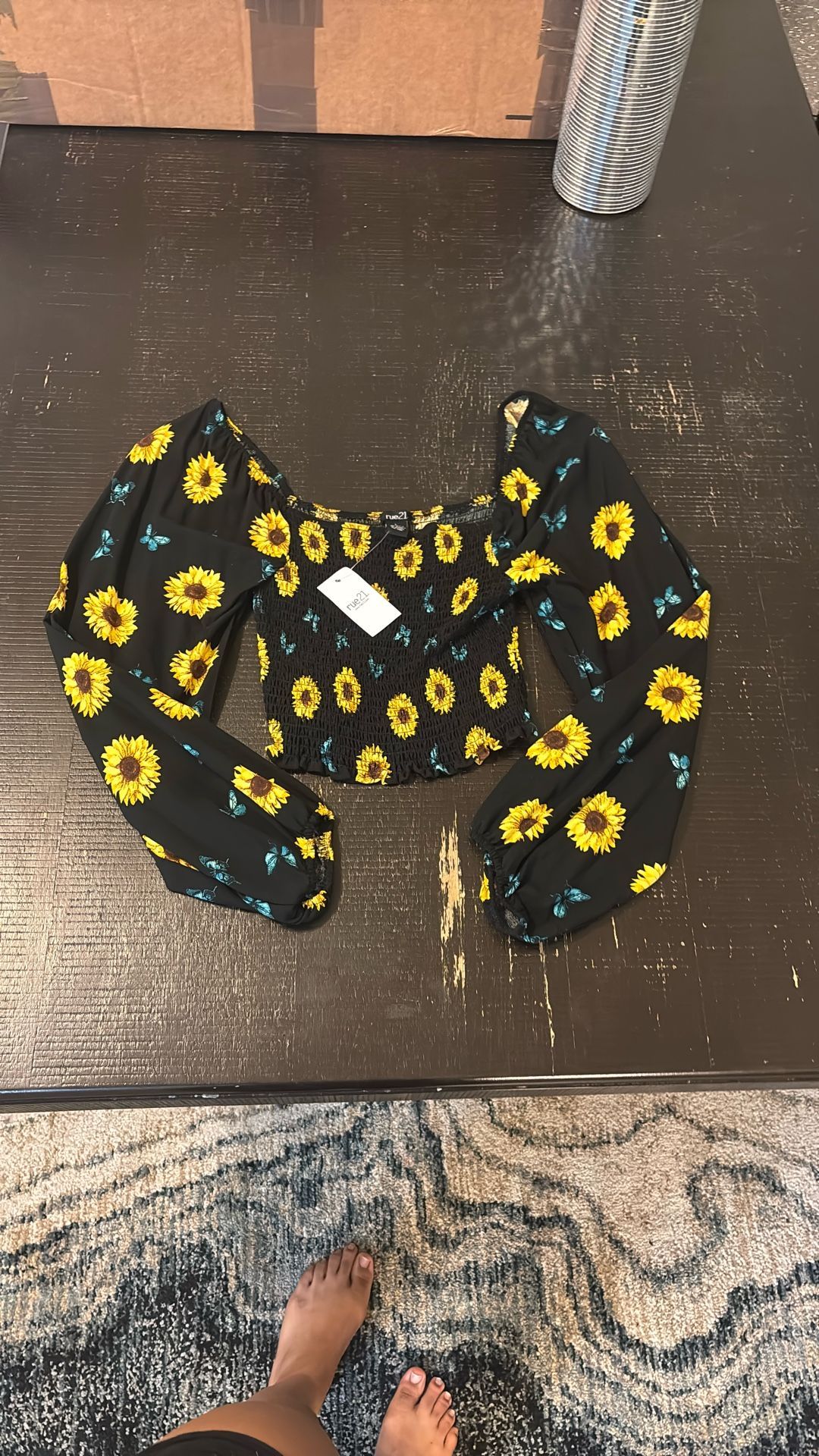 Off-shoulder Crop Top