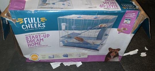 Full Cheeks Start-Up Dream Home Hamster Starter Kit