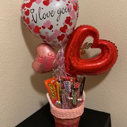 Last Minute Valentines Day Basket With Balloons And Full Size Chocolate Bars!
