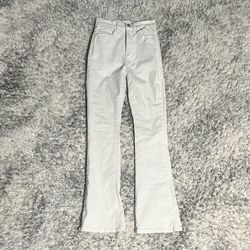 white flare jeans 