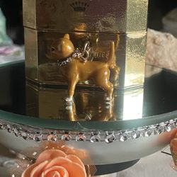 Juicy Couture 2010 Chihuahua Charm With Box Bracelet Necklace Charm Gold