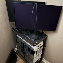 Custom PC And Monitors
