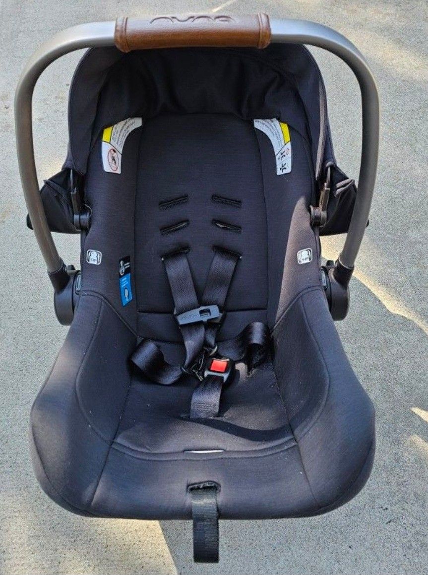 Nuna Carseat With Base And Stroller Base