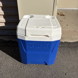 IGLOO Lunch Box Cooler