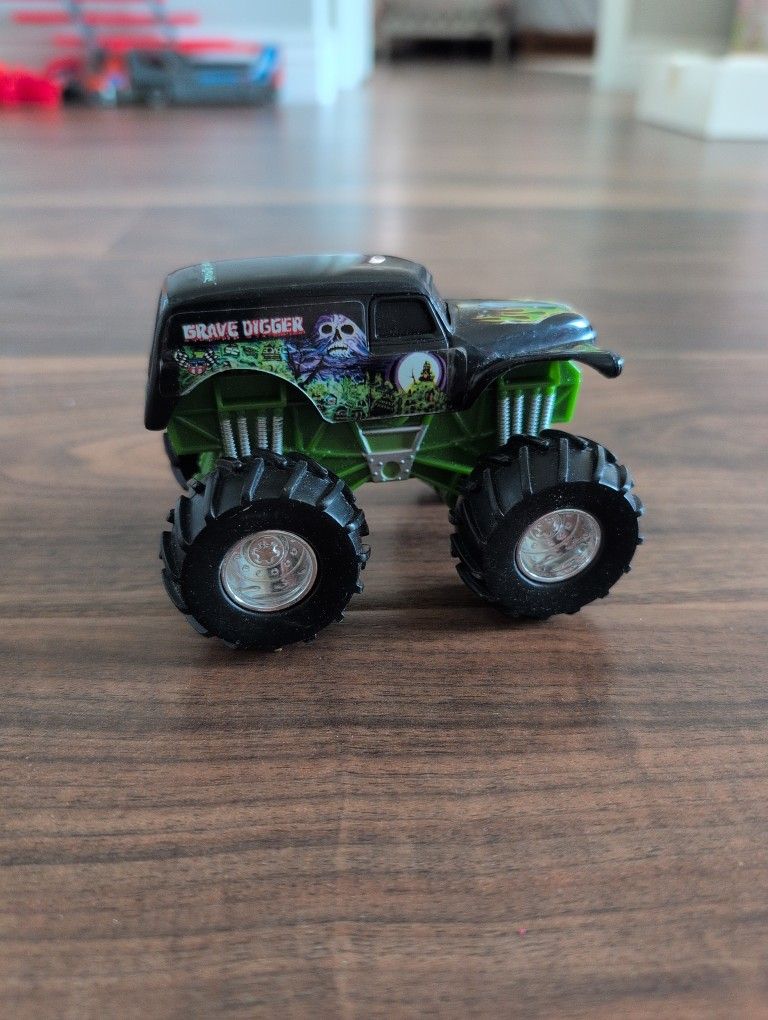 Grave Digger Monster Truck Push Drive