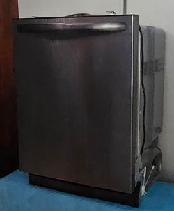 ✨️💧🔆Frigidaire🔆💧✨️ Silver-Gray Dishwaher in Perfect Condition