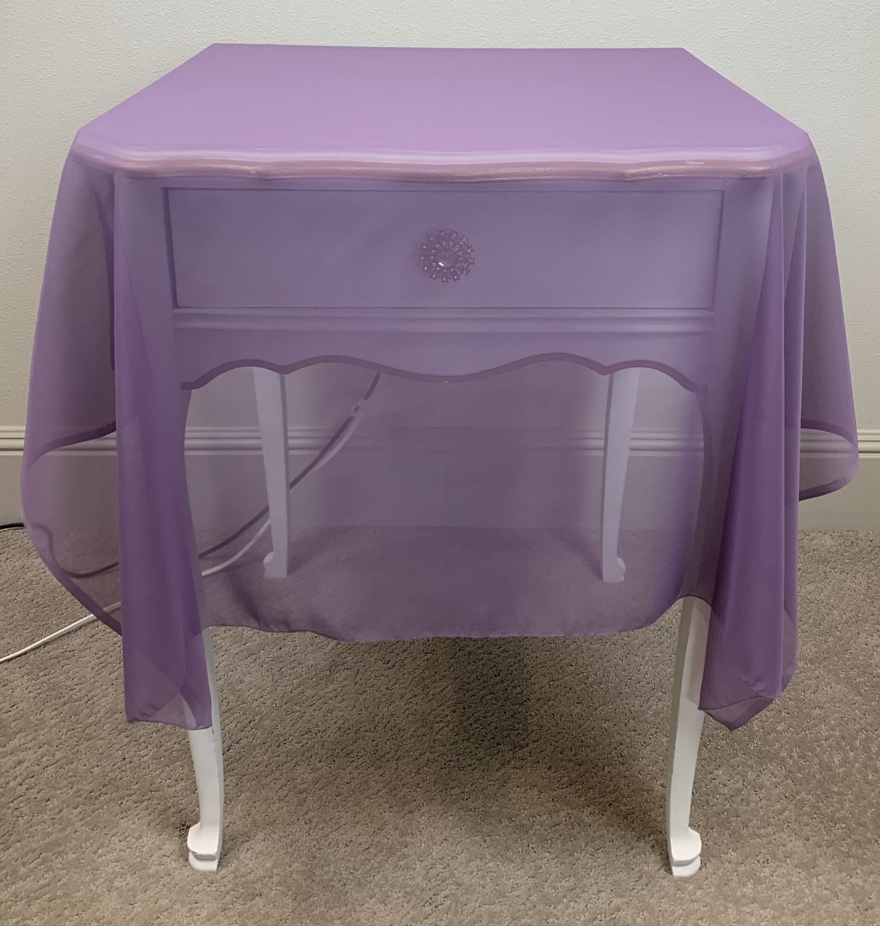 15 Purple Sheet Square Table Runners